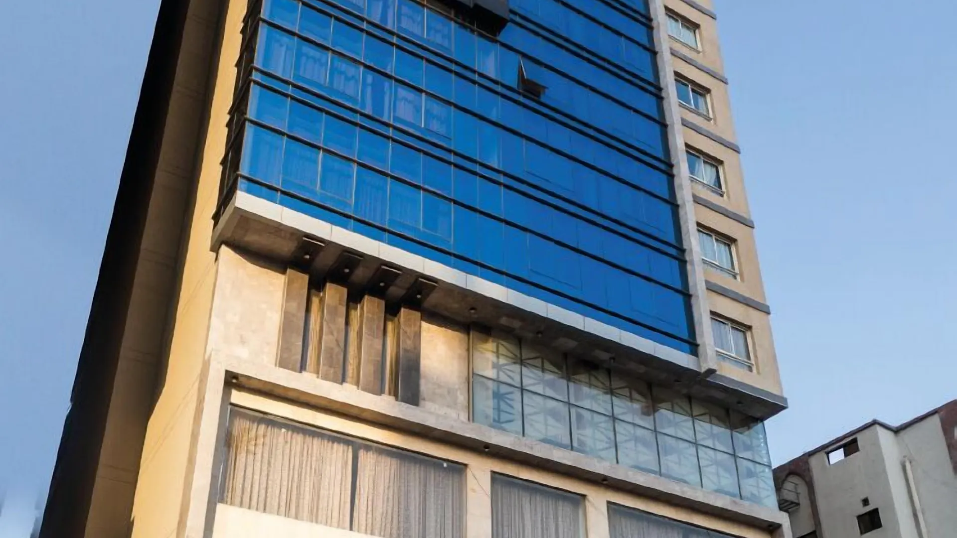 **  فندق إعمار ليجيند مكة المملكة العربية السعودية