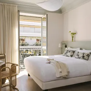 https://yelo-mozart-powered-by-sonder.fr-provencehotel.com